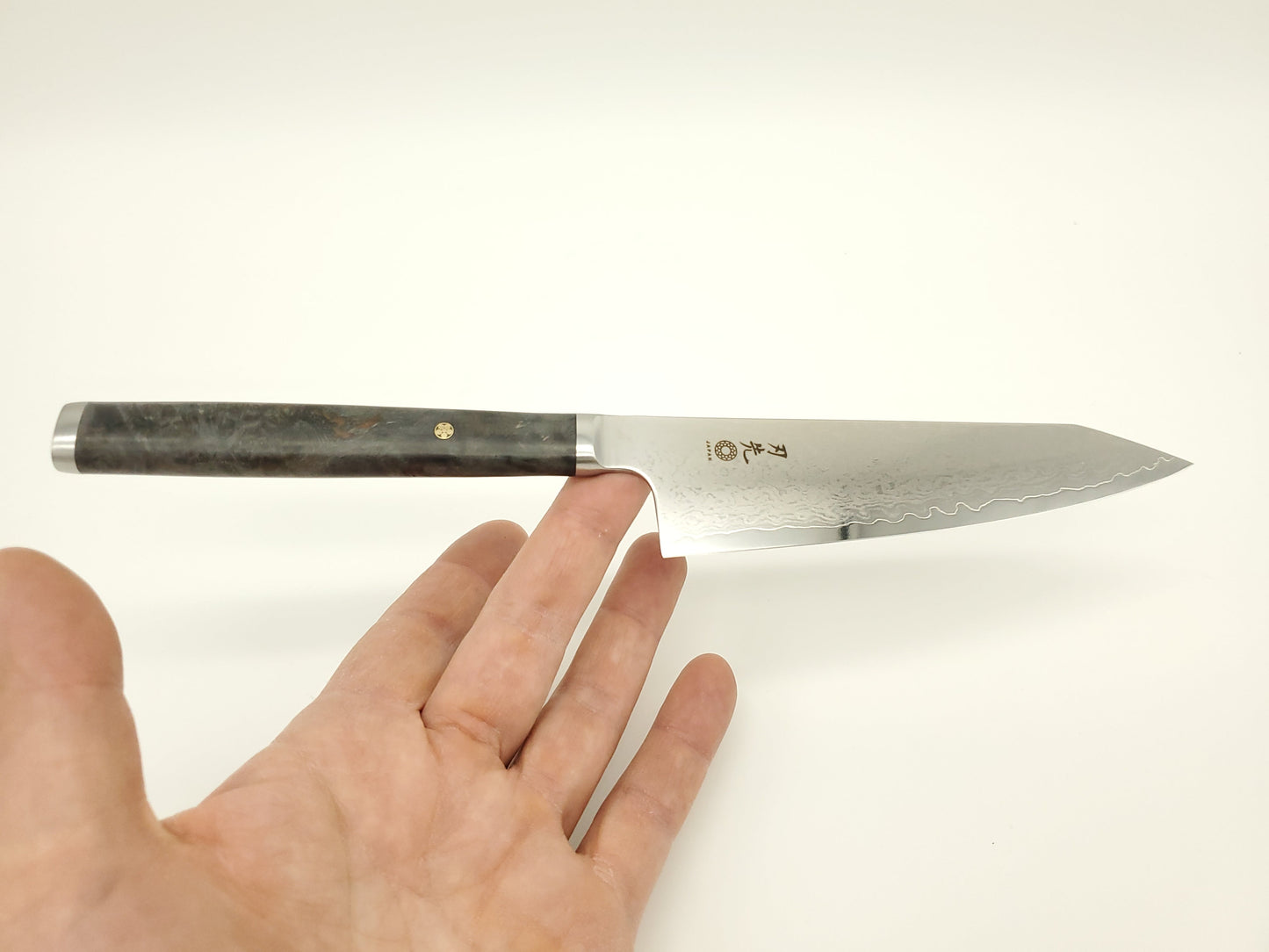 Petty 5.5” - VG10 - Black maple burl - Hazaki