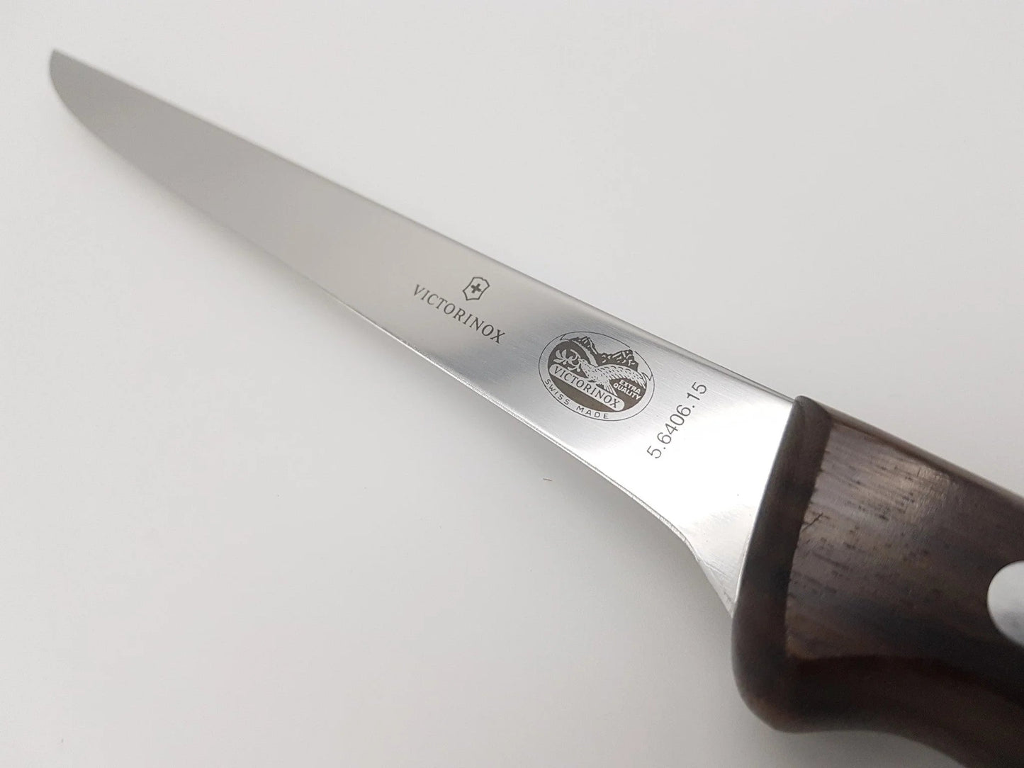 Couteau à désosser 6’’ rigide - bois - Victorinox