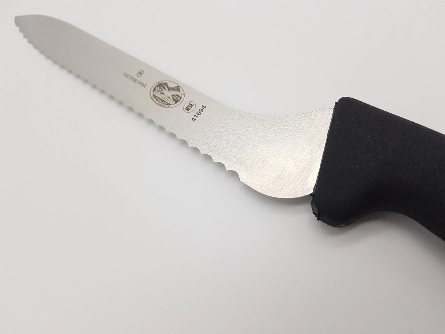 Couteau à pain 7.5’ lame décalée - Fibrox Victorinox