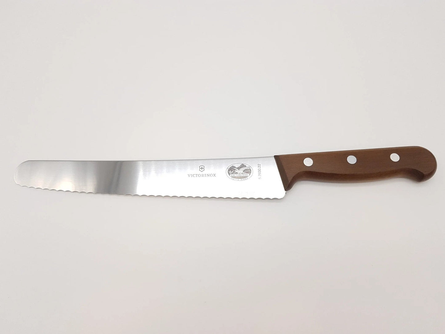 Couteau à pain 8,5’’ avec talon - bois - Victorinox