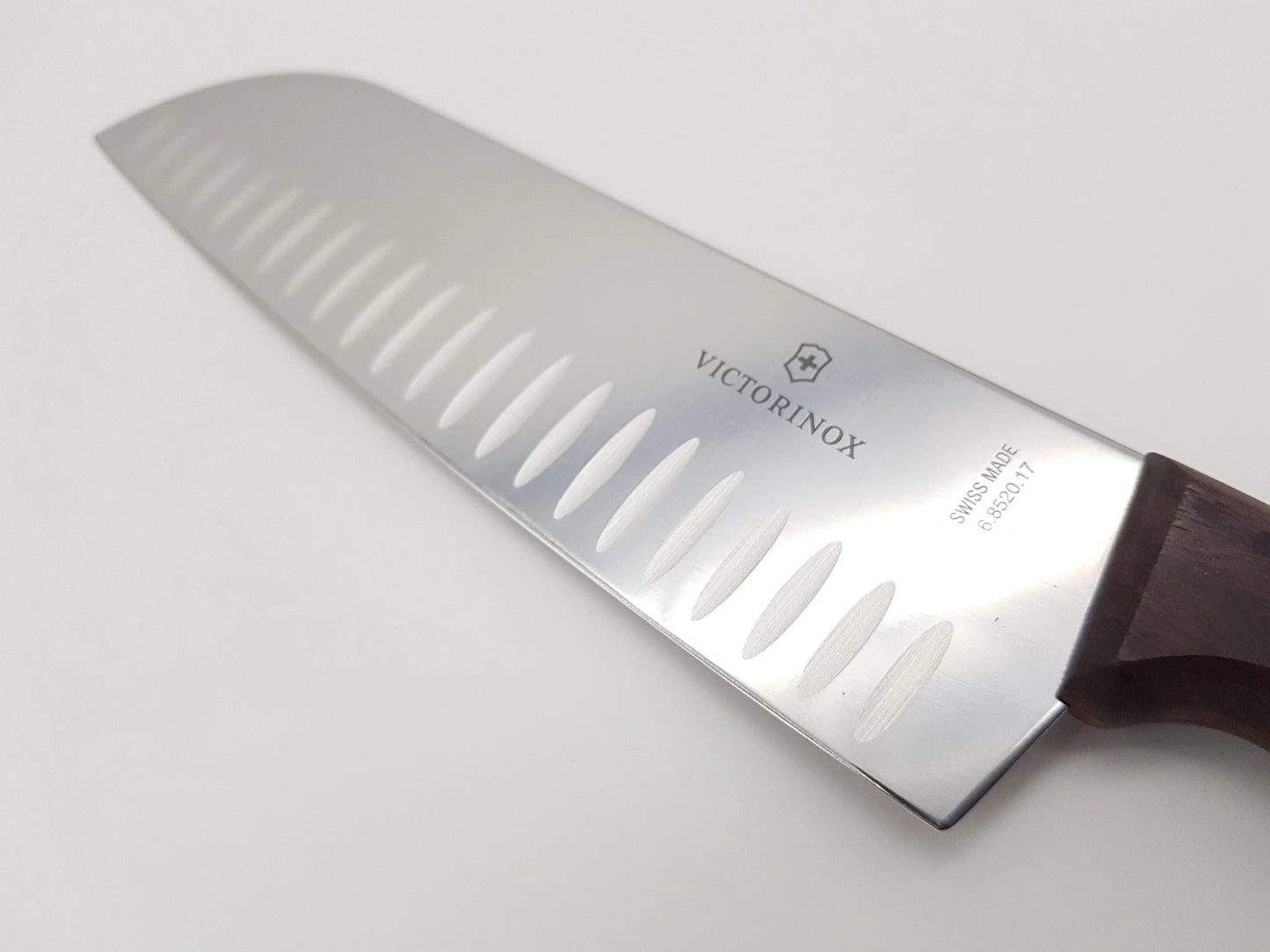 Santoku 7’’ alvéolé - bois - Victorinox