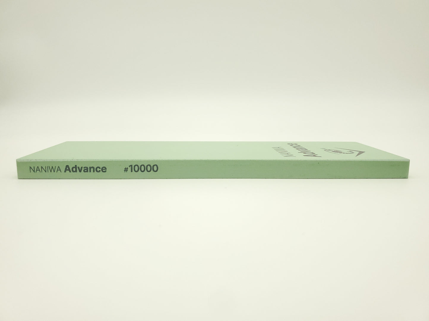 Pierre à eau 10000 (mince) - Advance - Naniwa